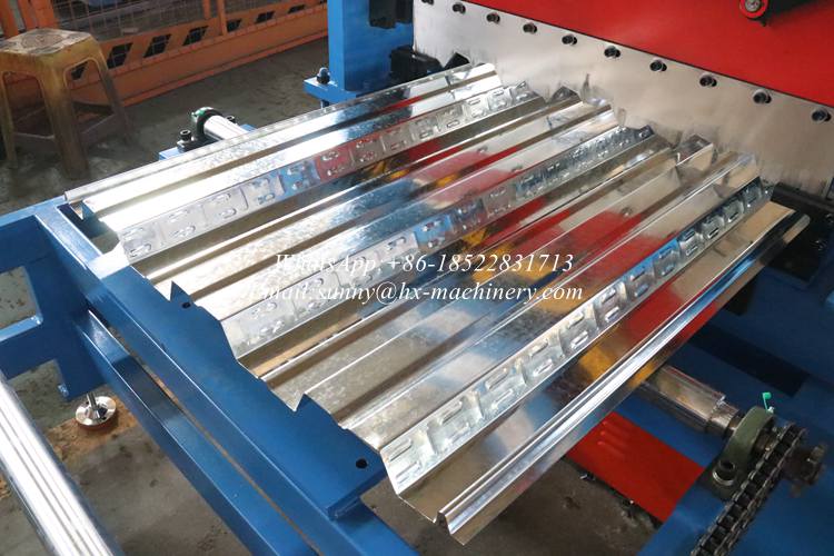 metal deck roll forming machine