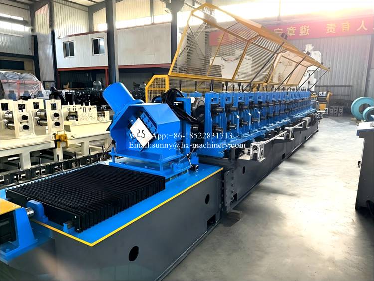 Rack roll forming machine