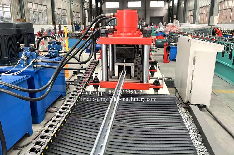 Solar strut roll forming machine