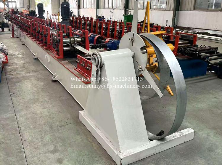 Solar strut roll forming machine