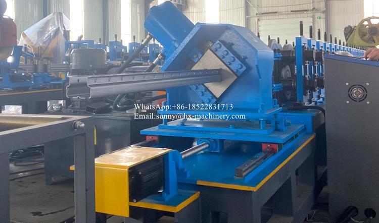 Storage rack roll forming machine