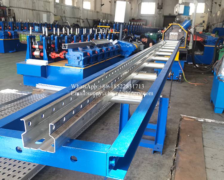 Upright rack roll forming machine
