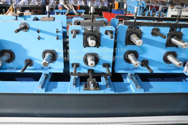 C purlin roll forming machine